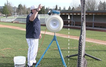CHANGE UP BASEBALL PITCHING MACHINE #81/10