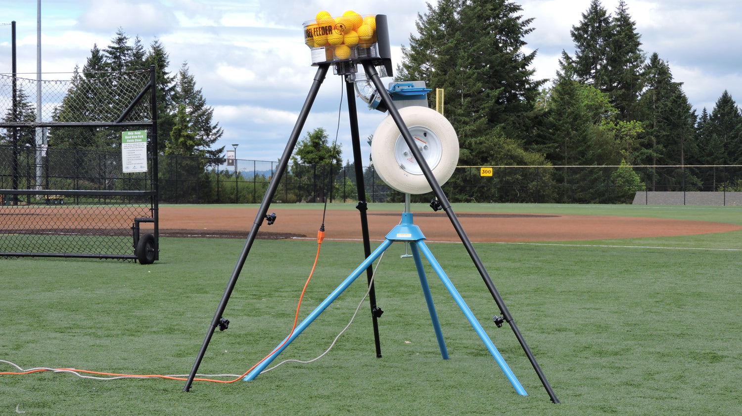 BP1 BASEBALL CAROUSEL FEEDER