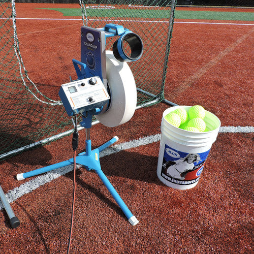 CHANGE UP SUPER SOFTBALL PITCHING MACHINE (W/CART AND W/O CART) #99